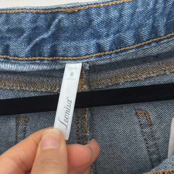 Women’s High Rise Light Wash Straight Leg Jeans – Size 8 - Picture 5 of 7